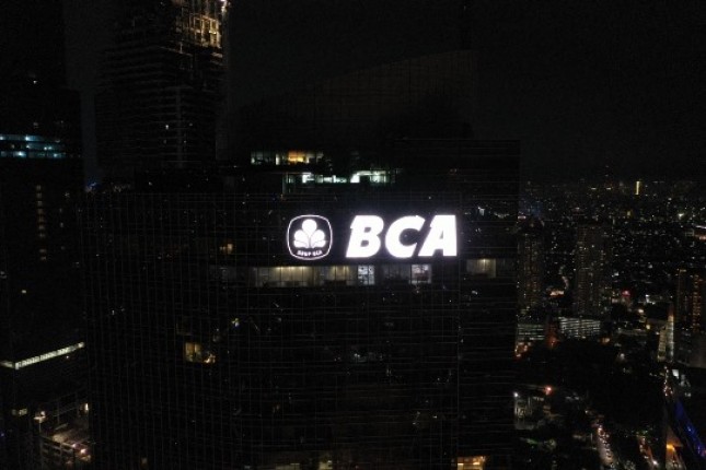 Kantor BCA Matikan Lampu Selama Sejam