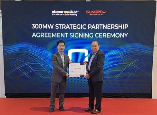 Kerjasama strategis proyek PLTS 300MW antara Utomo SolaRUV dan Sungrow Power Supply Co.,Ltd (19/03). Dok: Utomo SolaRUV