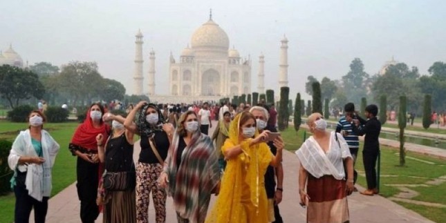 Penggunaan Masker Bagi Warga New Delhi, India (Ist)