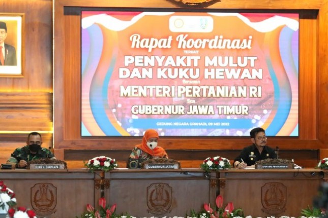 Menteri Pertanian SYL dan Gubernur Jawa Timur Rakor PMK
