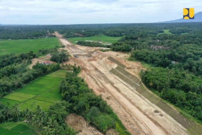 Jalan Tol Serang-Panimbang Permudah Akses Wisata ke Tanjung Lesung
