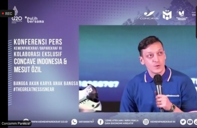 Mesut Ozil Dalam konferensi pers bersama Kemenparekraf, Jakarta, Rabu (25/5/2022). 