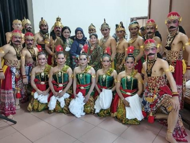 Teater Wayang Indonesia Tampilkan Grup Legendaris Wayang Orang Ngesti Pandowo dengan Lakon Kresna Duta