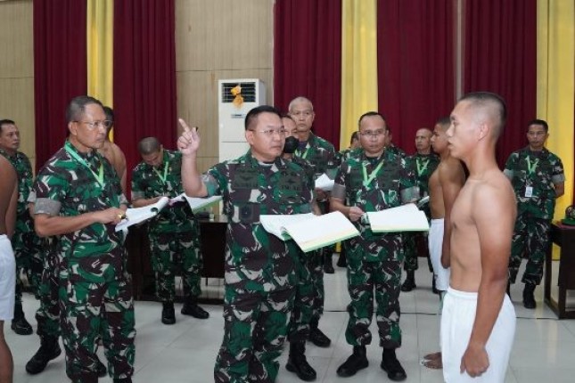 KASAD Jenderal TNI Dudung Abdurachman Pimpin Sidang…