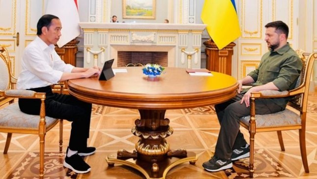  Ukraina undang Presiden Indonesia, Ir. H. Joko Widodo, untuk menghadiri konferensi tingkat tinggi Platform Crimea Internasional yang akan berlangsung pada 23 Agustus.