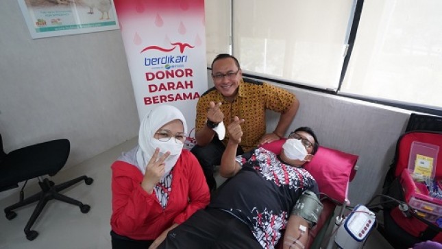 Implementasikan TJSL BUMN dan Kampanye Pola Hidup Sehat, Berdikari Gandeng PMI DKI Jakarta Adakan Donor Darah