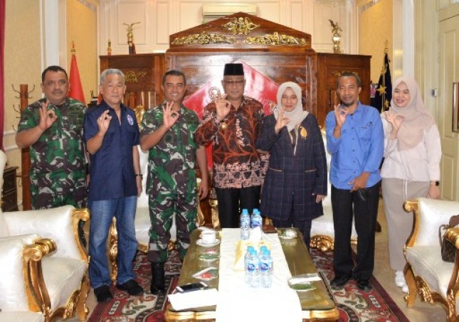 Markas Komando Korps Marinir Terima Kunjungan Walikota Tidore Ali Ibrahim