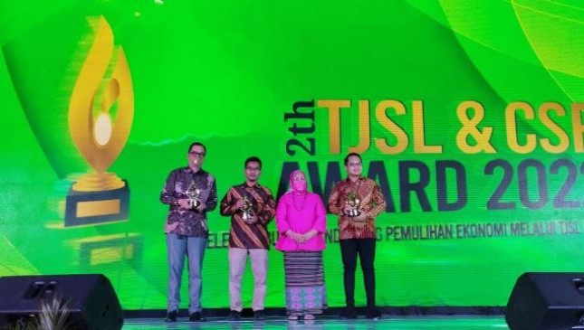 JIEP Meraih Penghargaan CSR & TJSL Award 2022 