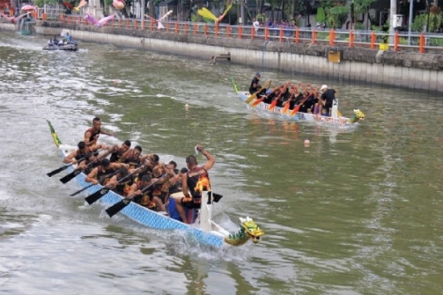 Atlet Dayung Menkav 2 Marinir Libas Pedayung Dragon Boat Race Antar Kotama TNI AL