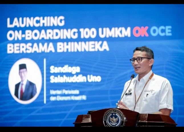 Menparekraf Sandiaga Uno dalam acara "peresmian 100 pelaku UMKM Onboarding di E-commerce Bhineka", Jakarta