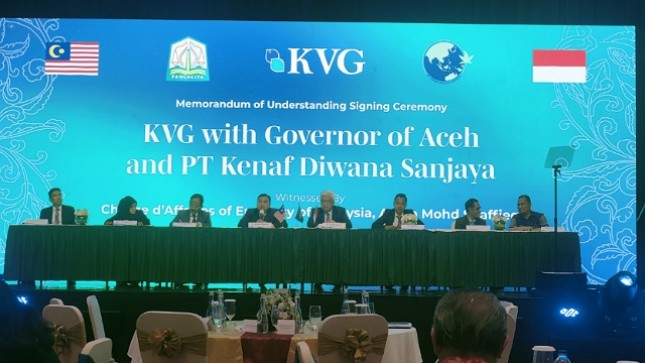 Penandatanganan MoU KVG dengan PT Kenaf Diwana Sanjaya dan Pemerintah Aceh