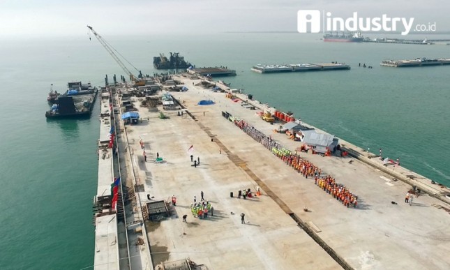 Proyek pembangunan dermaga Pelabuhan Kuala Tanjung, Sumatera Utara ( Dok INDUSTRY.co.id)
