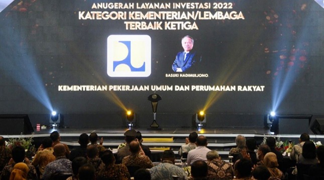 Kementerian PUPR Raih Anugerah Layanan Investasi 2022…