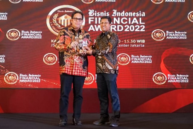 Bank DKI Raih Penghargaan Bisnis Indonesia Financial…