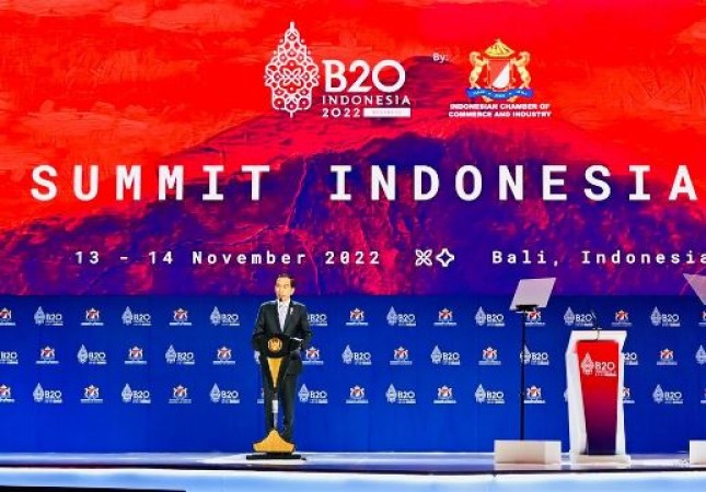 Hadiri B20 Summit, Presiden Jokowi Sampaikan Strategi…