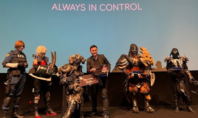 PECAH ! ACARA COSPLAY BARDI GANDENG ASUS PHONE ROG 6