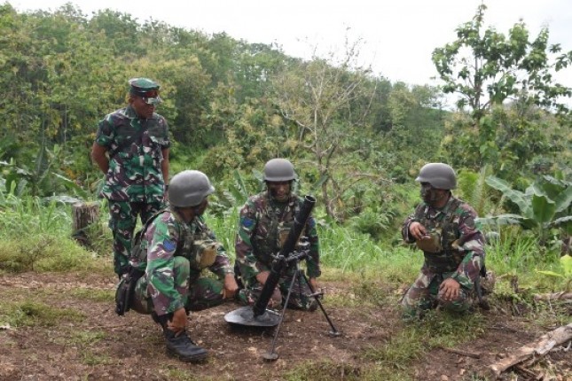 Prajurit Marinir TNI AL Tingkatkan Latihan Tempur