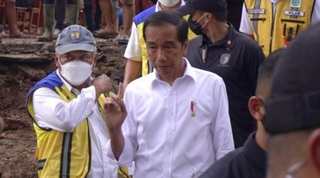 Presiden Jokowi Tinjau Penanganan Gempa di Cianjur