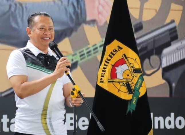 Bambang Soesatyo Ketua Umum Perkumpulan Pemilik Izin Khusus Senjata Api Bela Diri Indonesia (PERIKHSA)