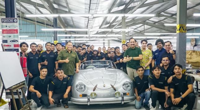 Ketua MPR RI Apresiasi Keberhasilan Uji Jalan Mobil Klasik Karya Anak Bangsa