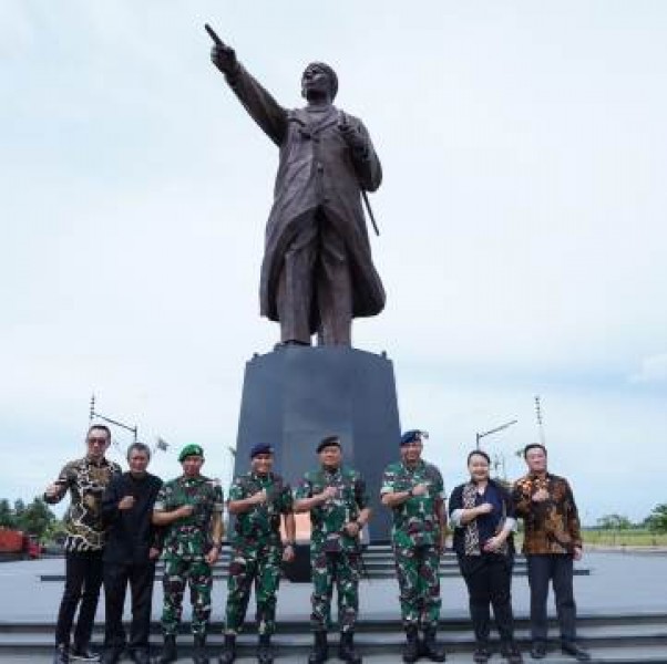 Panglima TNI Laksamana Yudo Margono Resmikan Monumen Jenderal Besar Soedirman di PIK-2