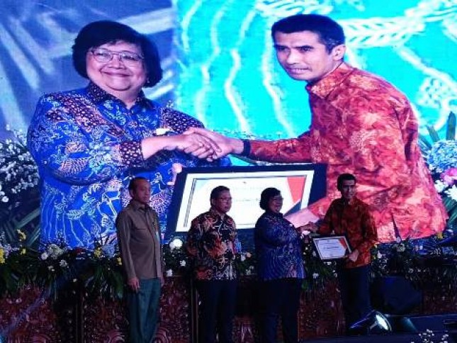 PT Tunas Inti Abadi Terima Penghargaan Kegiatan Rehabilitasi dan Reklamasi Terbaik dari KLHK