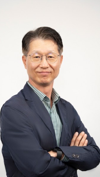 Simon Lee, President, Samsung Electronics Indonesia