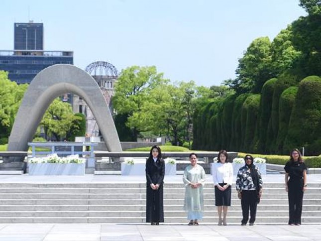 Ibu Iriana Jokowi Hadiri Program Pendamping KTT G7 Outreach di Hiroshima
