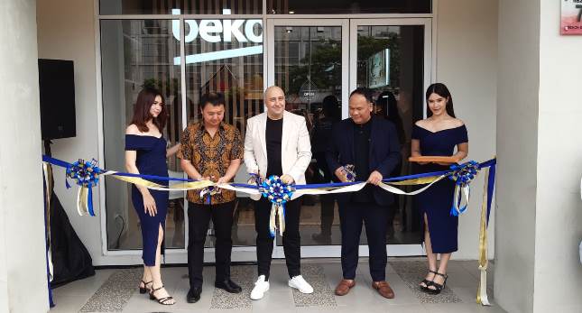 Peresmian Beko Shop di area Cove at Pantai Indah Kapuk Jakarta.