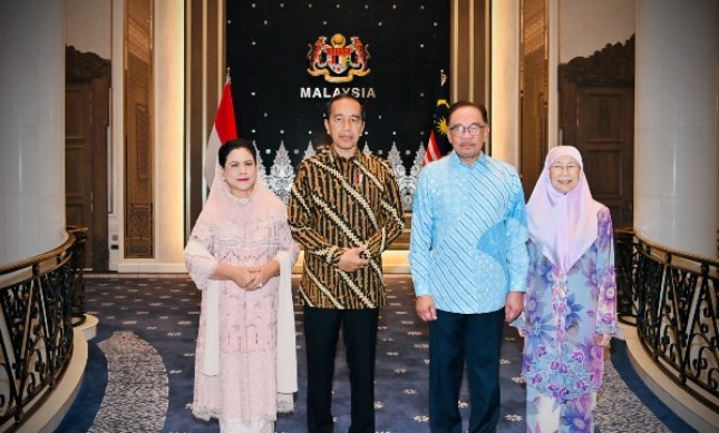 Presiden Jokowi dan PM Anwar Selesaikan Isu Perbatasan hingga Kolaborasi Lawan Diskriminasi Sawit