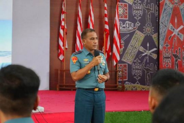 Komandan Pangkalan Utama TNI Angkatan Laut (Danlantamal) IX Ambon Brigjen TNI (Mar) Said Latuconsina