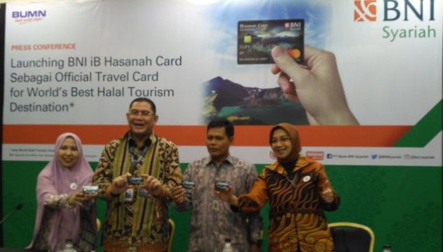 BNI Syariah Luncurkan BNI Syariah iB Hasanah Card Wisata Halal Lombok,Jumat (22/9/2017)