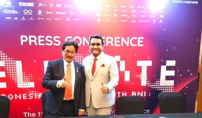 Wakil Ketua I National Director BNI Indonesia Eddy Sugiri (kiri) dan Presiden Global Markets BNI Mac Srivinasan.