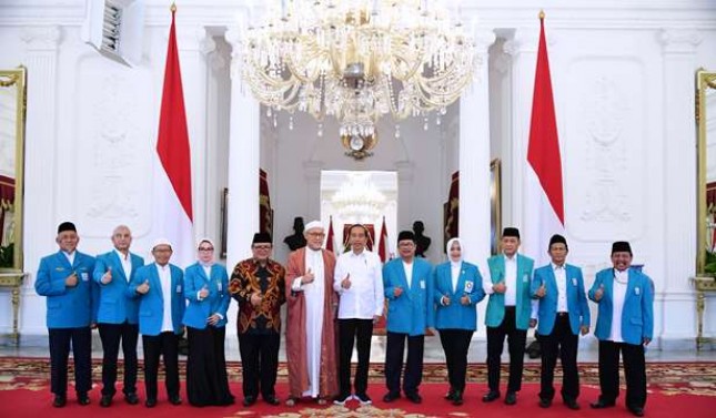 Presiden Jokowi Terima Pengurus Pusat Parmusi di Istana Merdeka