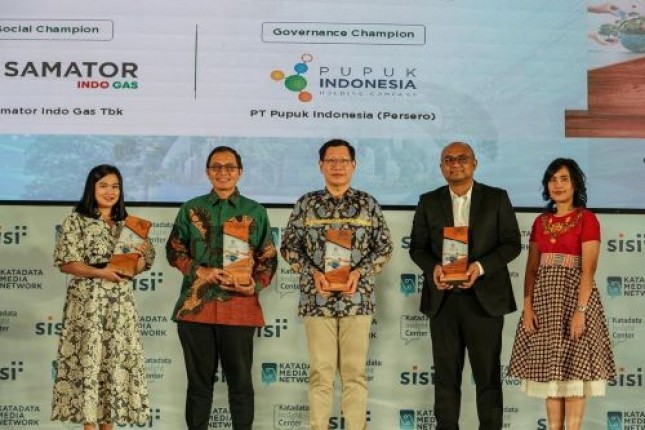  Chandra Asri Raih Penghargaan “Katadata Corporate Sustainability Award” untuk Kategori Lingkungan