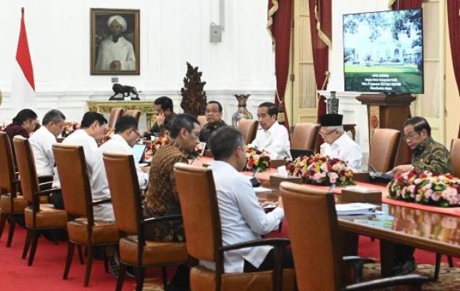 Presiden Jokowi dan sidang kabinet