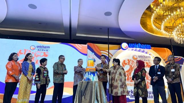 Peringatan hari jadi Unicharm Indonesia ke-25.