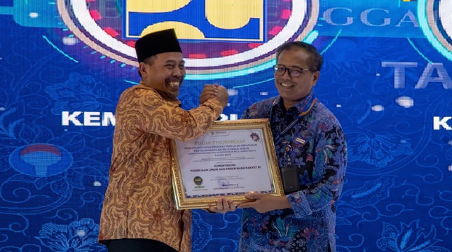 Pelayanan Publik Kementerian PUPR Raih Penghargaan…