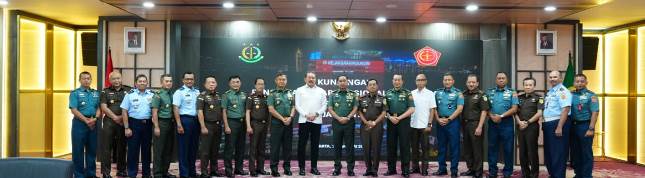 TNI Dan Kejaksaan Agung RI Sinergikan Penegakan Hukum…