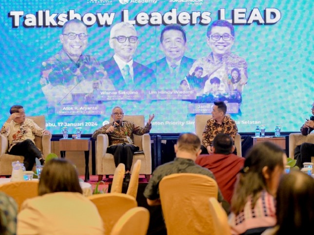 Business leadership season oleh Kubik