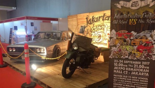 Jakarta Custom Culture (JCC), event otomotif yang membawa budaya custom kendaraan (mobil dan motor), seni, dan fashion di Indonesia digelar di JIExpo