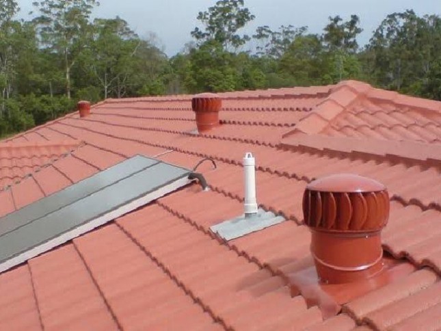 Ventilasi udara di atap rumah