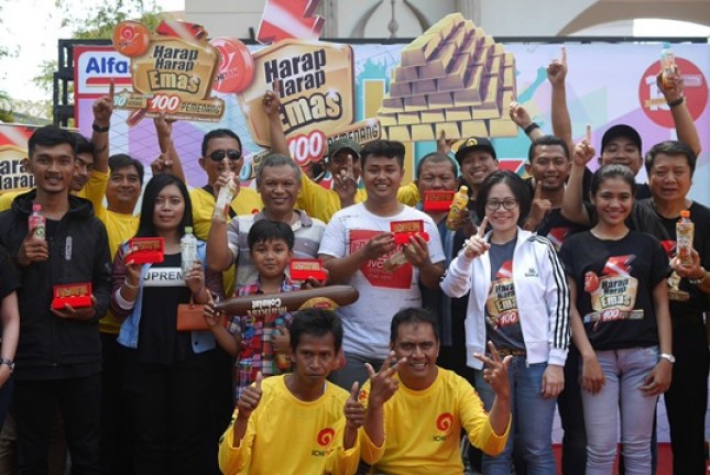 Lima Pemenang Peroleh 30 Gram Emas dari Ichitan (Foto Nina)