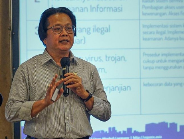 Pakar hukum dan pengacara Agus Djunarjanto, ST.SH.MM, yang juga aktif di organisasi PDP Watch Indonesia 