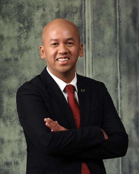 Direktur Keuangan & Strategi BSI Ade Cahyo Nugroho