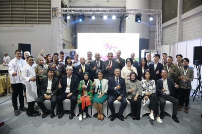 Hadirkan Lebih Dari 500 Perusahaan Dari 20 Negara, FHI 2024 Resmi Dibuka Dengan Transformasi Menjadi Food & Hospitality Indonesia