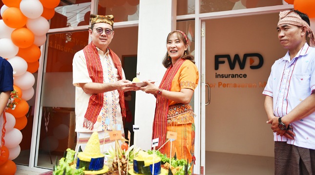 Pembukaan kantor FWD Insurance