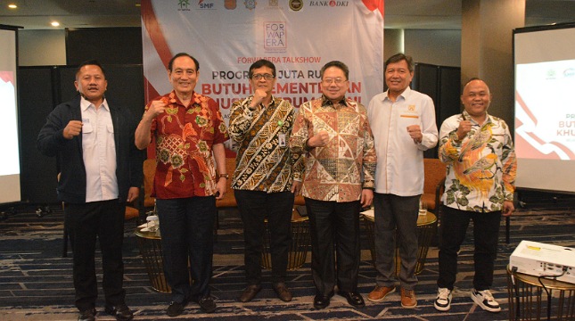 Talkshow bertajuk "Program 3 Juta Rumah Butuh Kementerian Khusus Perumahan" yang diadakan Forum Wartawan Perumahan Rakyat (Forwapera)