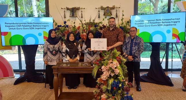 EF Kids & Teens Resmikan Center ke-100