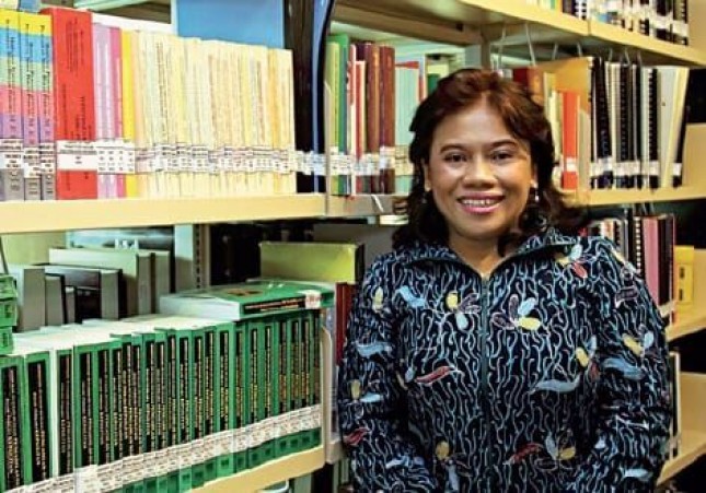 Pakar hukum persaingan usaha, Prof. Dr. Ningrum Natasya Sirait, SH. M.Li